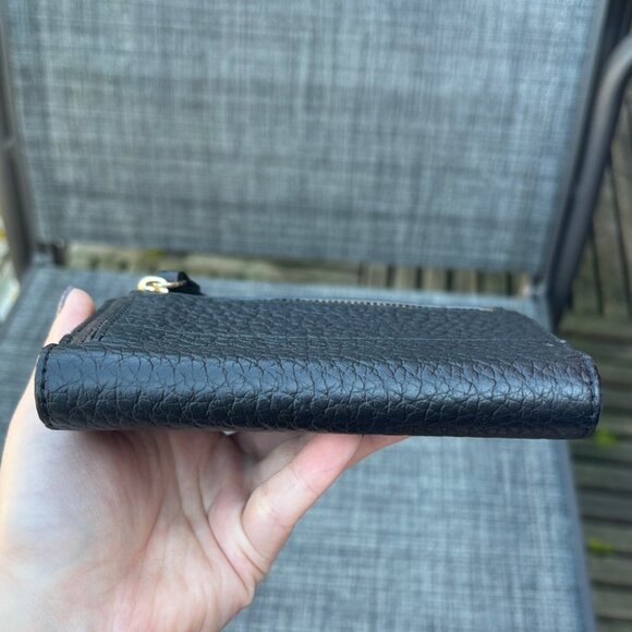 Kate Spade Bay Street Stacy Black Pebbled Leather Bi-Fold Compact Wallet - Picture 3 of 8